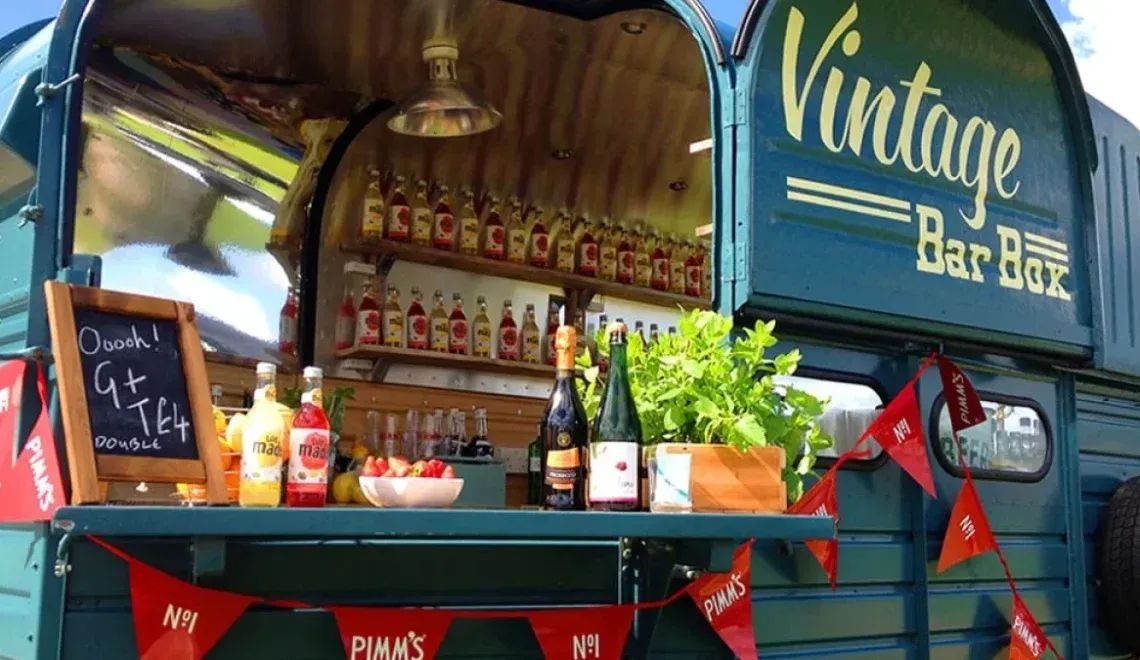 Adorable Horse Trailer Bar Conversions for Events